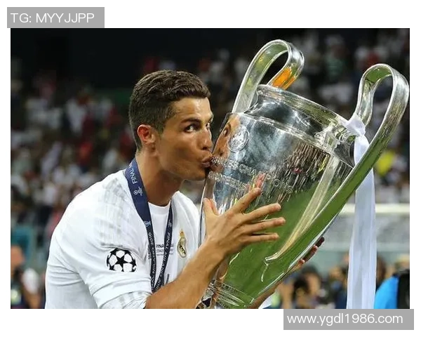 全球足坛最强球星解析：谁才是当今足球世界的真正王者