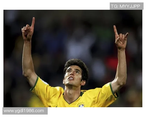 足球球星弱智成长经历与赛场表现全景解析与未来发展方向 足球球星弱智成长经历与赛场表现全景解析与未来发展方向